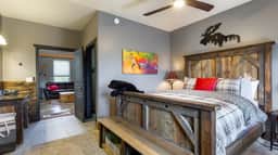 The Bear Den Cubby - Image 4