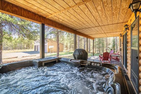 Raven's Retreat - Image 1
